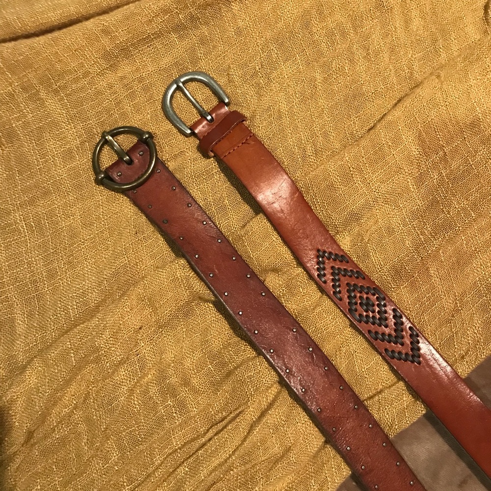 American Eagle brown belt